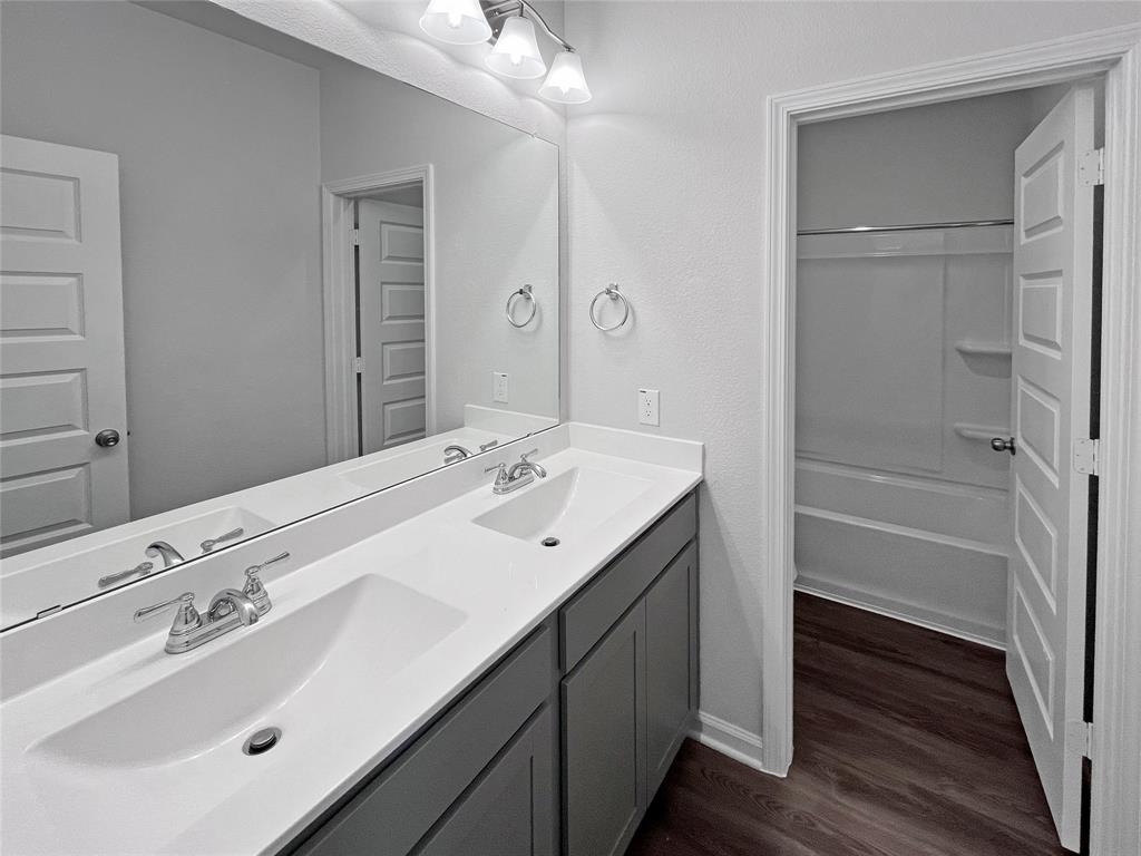 4231 Wind Swell Lane, South Houston, Texas image 14