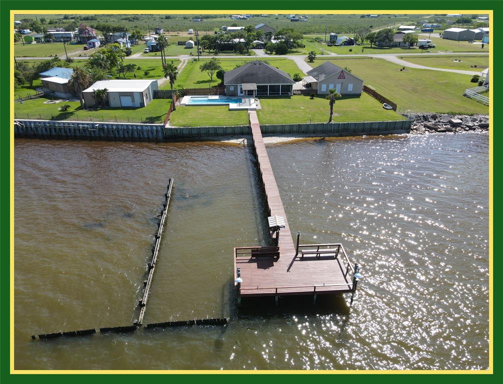 139 Alamo Beach Avenue, Port Lavaca, Texas image 2