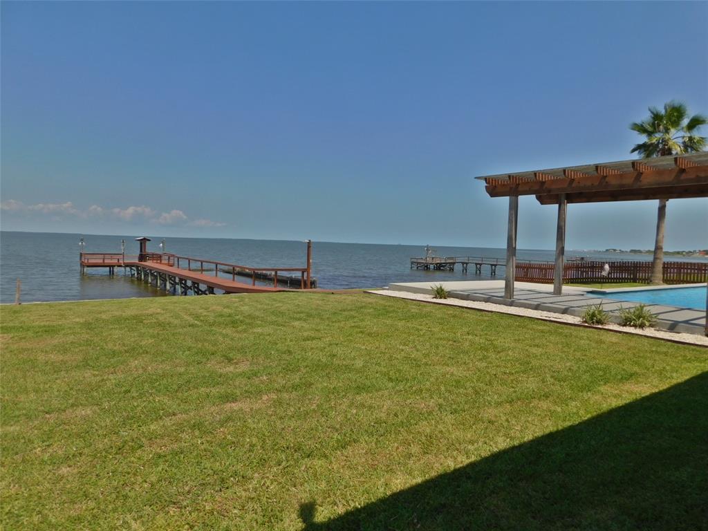 139 Alamo Beach Avenue, Port Lavaca, Texas image 5