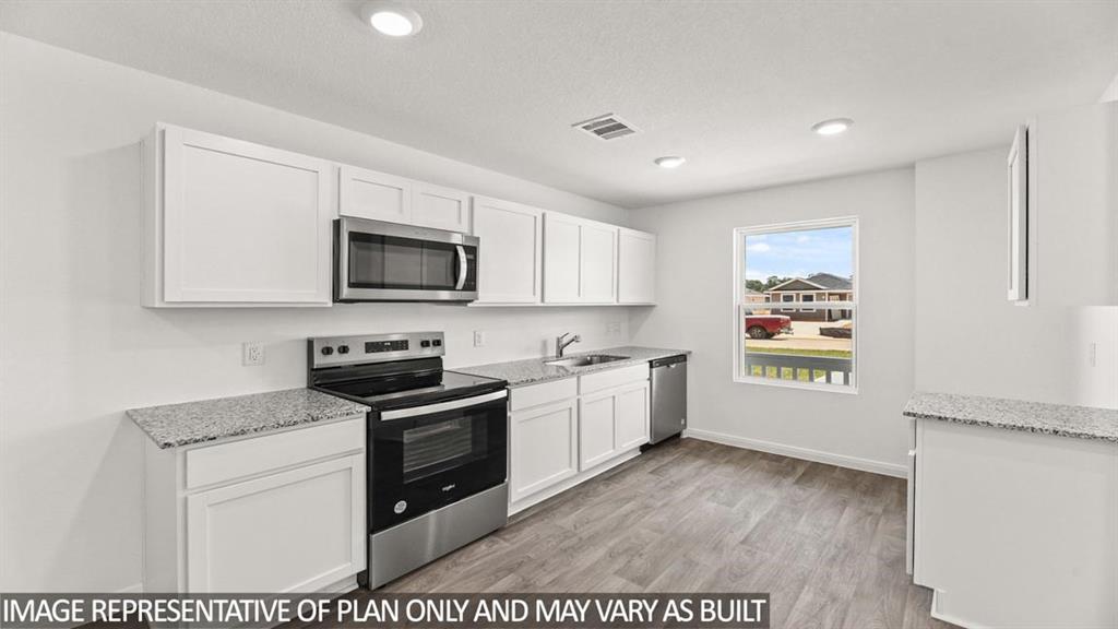 12047 William Trails Circle, Willis, Texas image 3