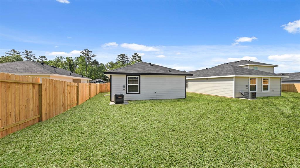 12047 William Trails Circle, Willis, Texas image 17