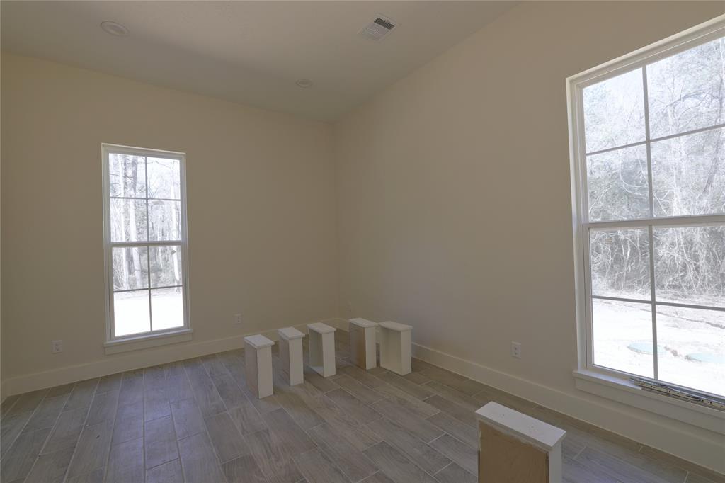 9477 Leeward Cove, Waller, Texas image 19