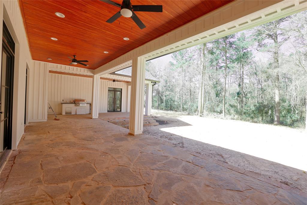 9477 Leeward Cove, Waller, Texas image 25