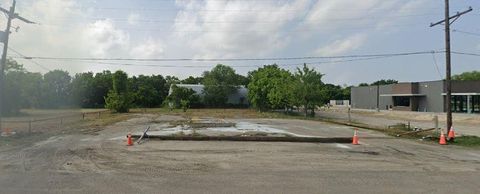 900 W Highway 90 Dayton TX 77535