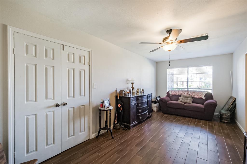 1915 Landmark Drive, Richmond, Texas image 6