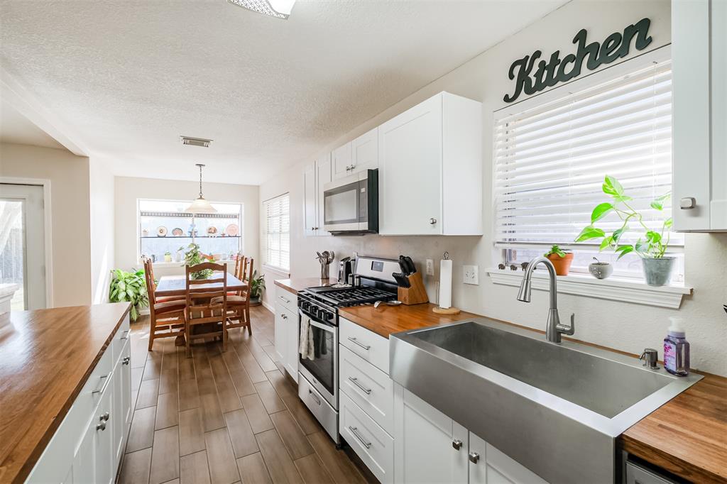 1915 Landmark Drive, Richmond, Texas image 18