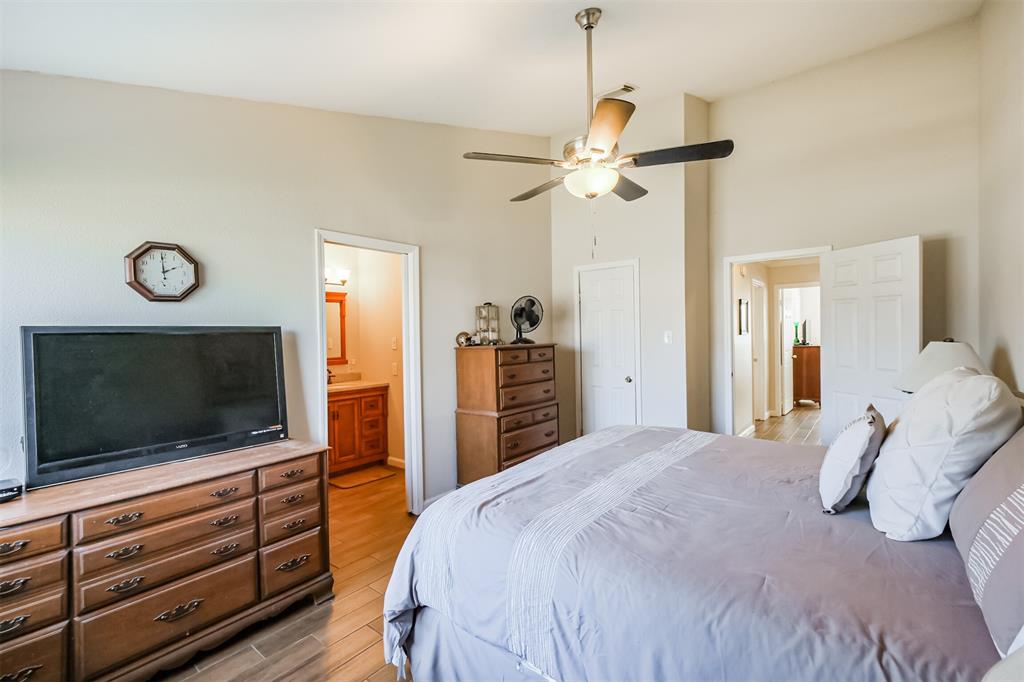 1915 Landmark Drive, Richmond, Texas image 22