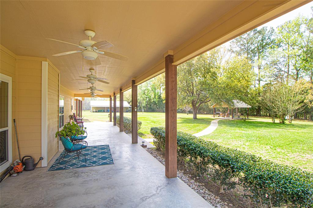 2217 Colita Loop, Livingston, Texas image 33