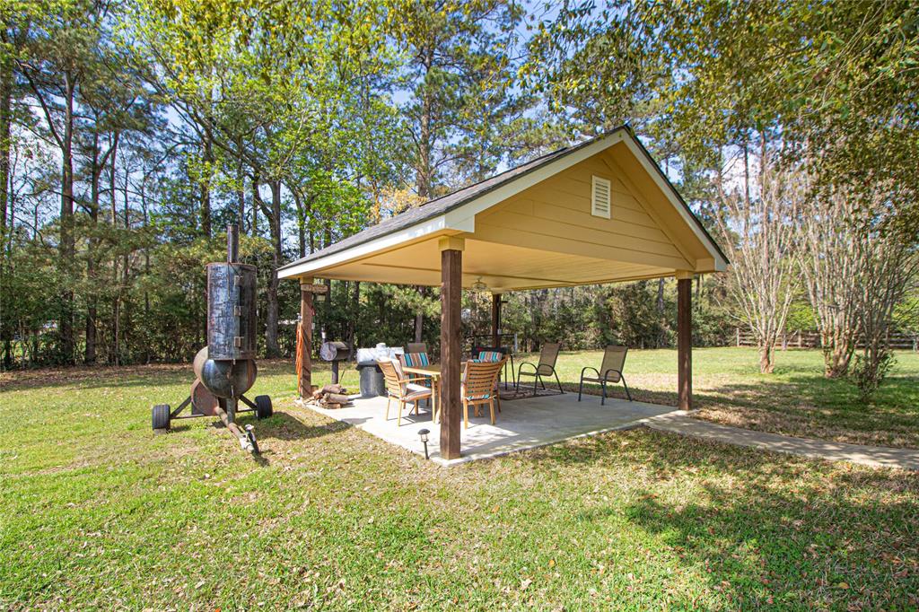 2217 Colita Loop, Livingston, Texas image 36