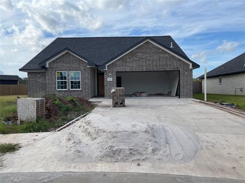 A home in Clute