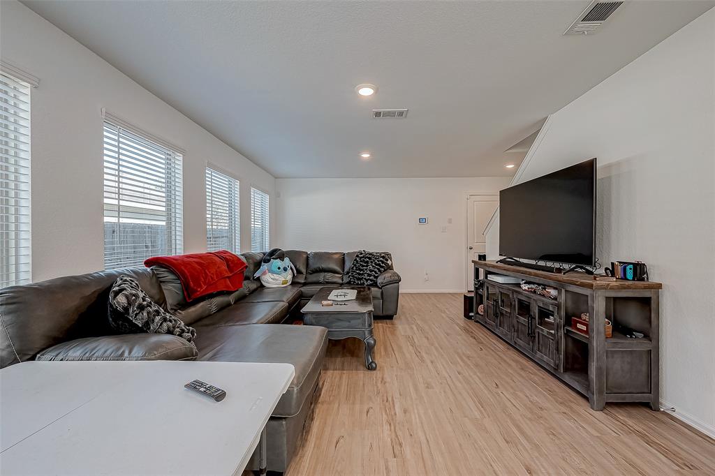 New Caney, Texas 77357, United States, 4 Bedrooms Bedrooms, ,3 BathroomsBathrooms,Residential,Active,77334