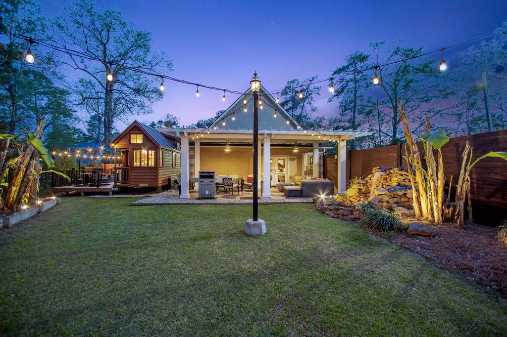 222 Valley Drive