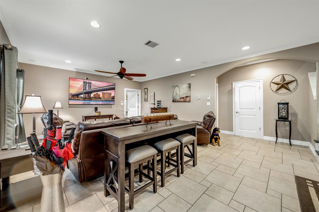 222 Valley Drive