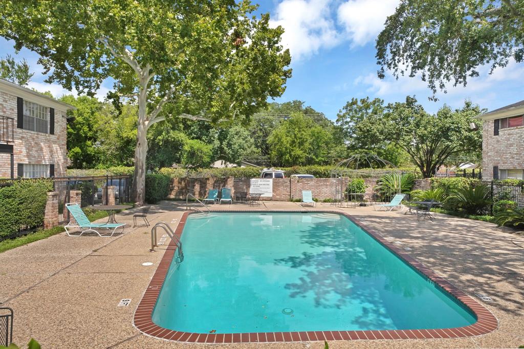 7900 Westheimer Road #231, Houston, Texas image 2