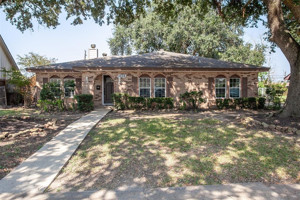 1008 N 30th Street, Nederland, Texas image 1