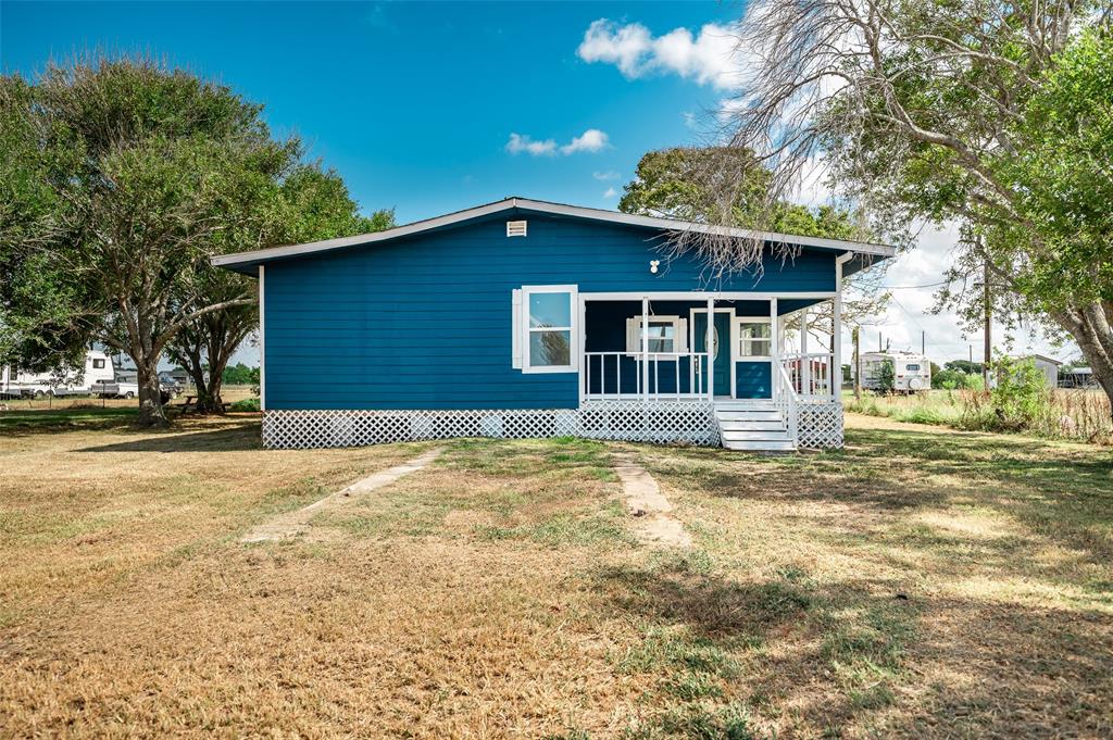 38 Catfish Drive, Palacios, Texas image 2