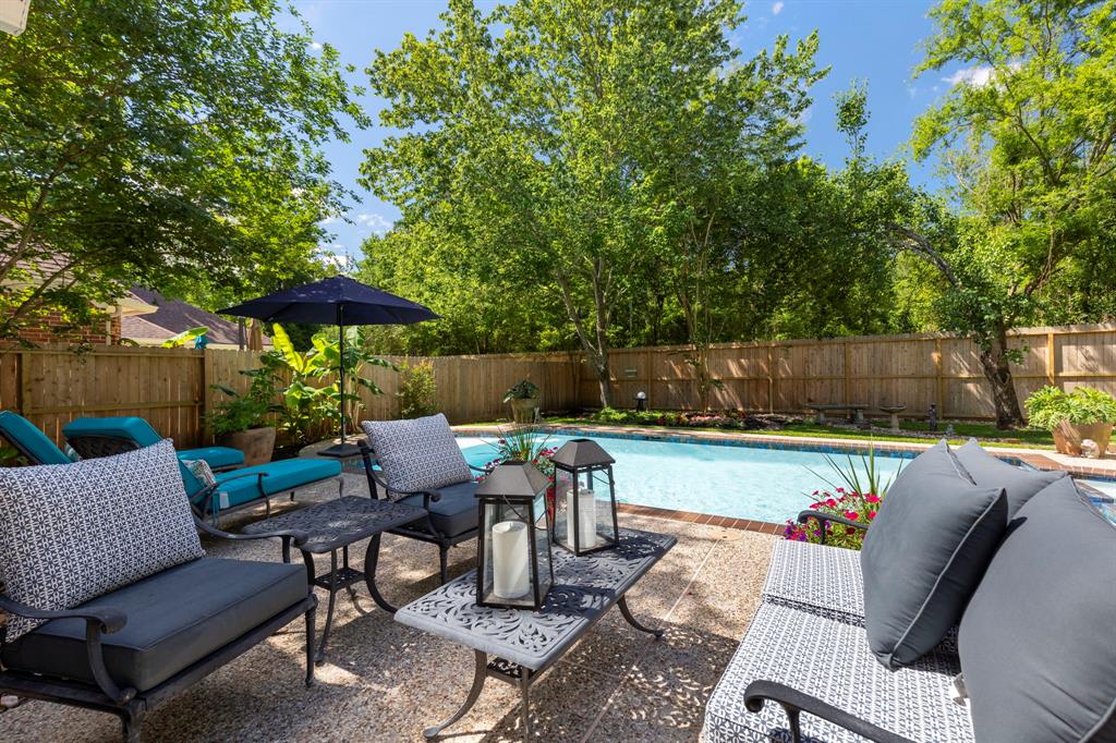 15 Grey Finch Court, The Woodlands, Texas image 32