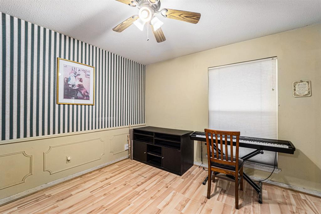 16402 Cornwall Street, Jersey Village, Texas image 10