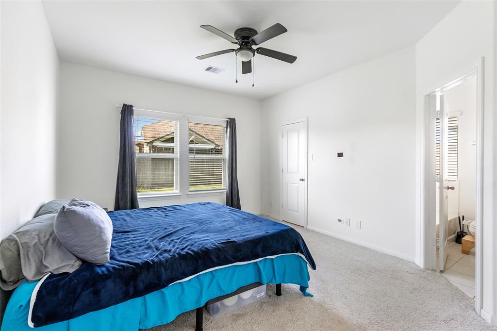 4918 Chimney Swift Ln Ln, Baytown, Texas image 13