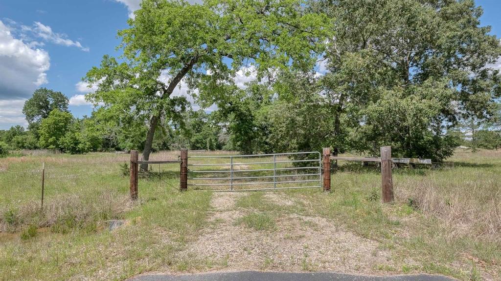 26620 Hunters Ridge Road, Hockley, Texas image 3