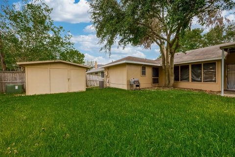 A home in Pearland