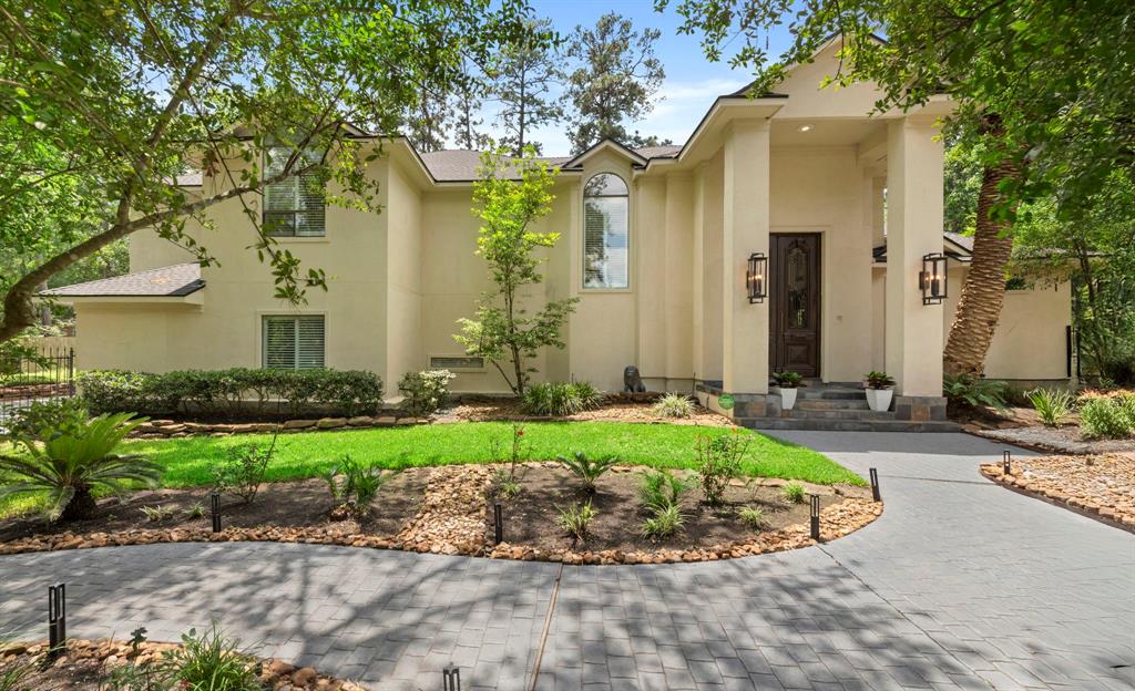 95 N Windsail Place, The Woodlands, Texas image 1