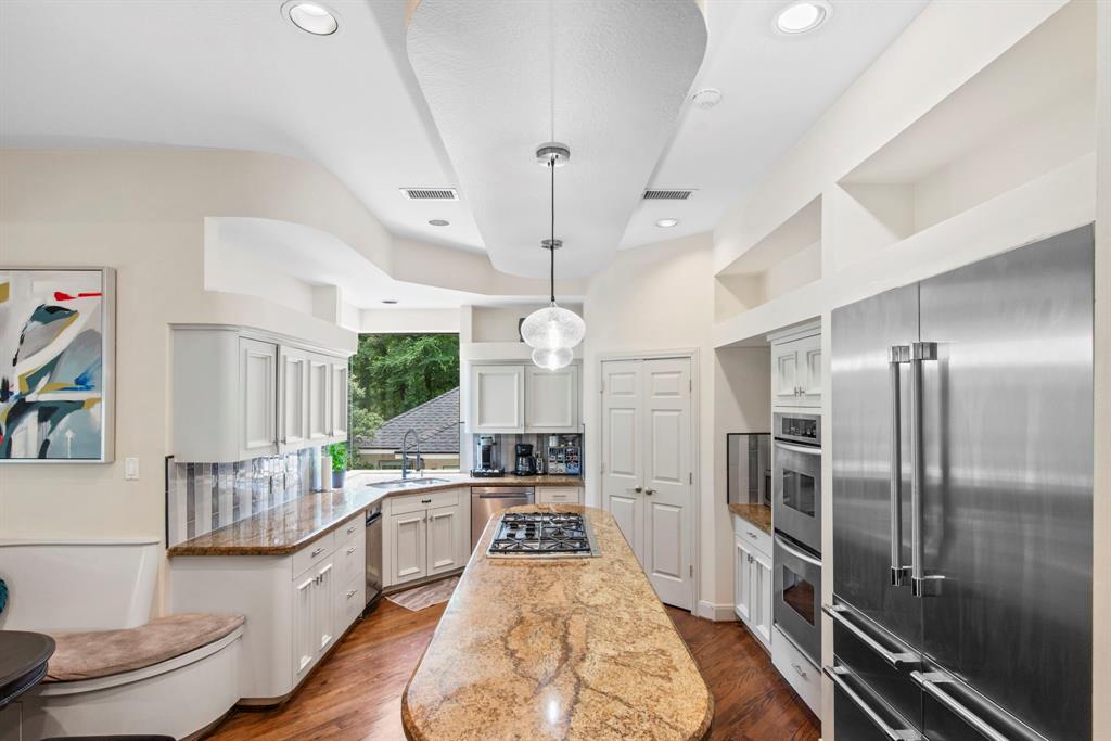 95 N Windsail Place, The Woodlands, Texas image 25