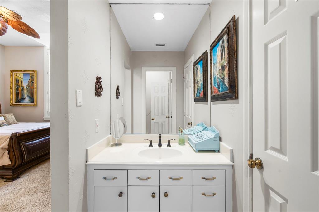 95 N Windsail Place, The Woodlands, Texas image 36