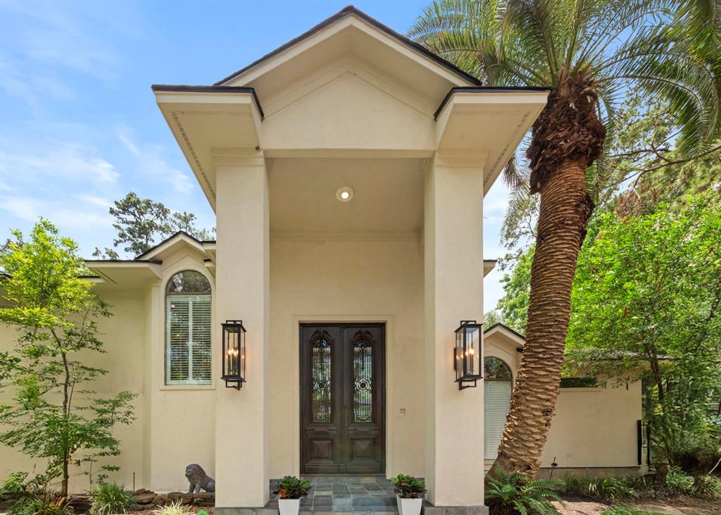 95 N Windsail Place, The Woodlands, Texas image 2