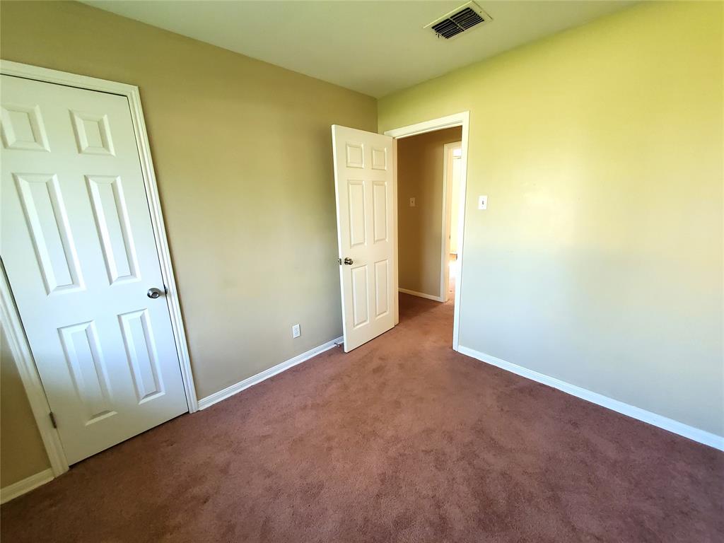 4919 Redfish Reef Street, Bacliff, Texas image 10