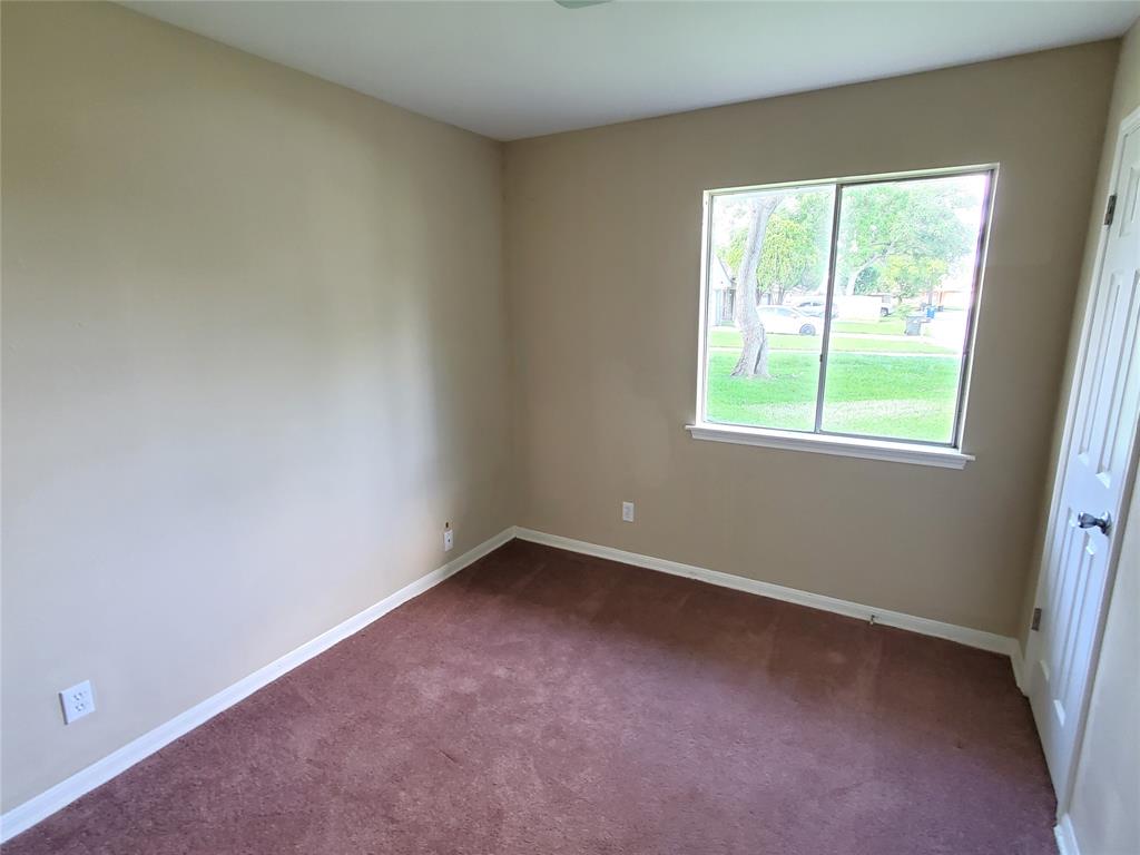 4919 Redfish Reef Street, Bacliff, Texas image 13