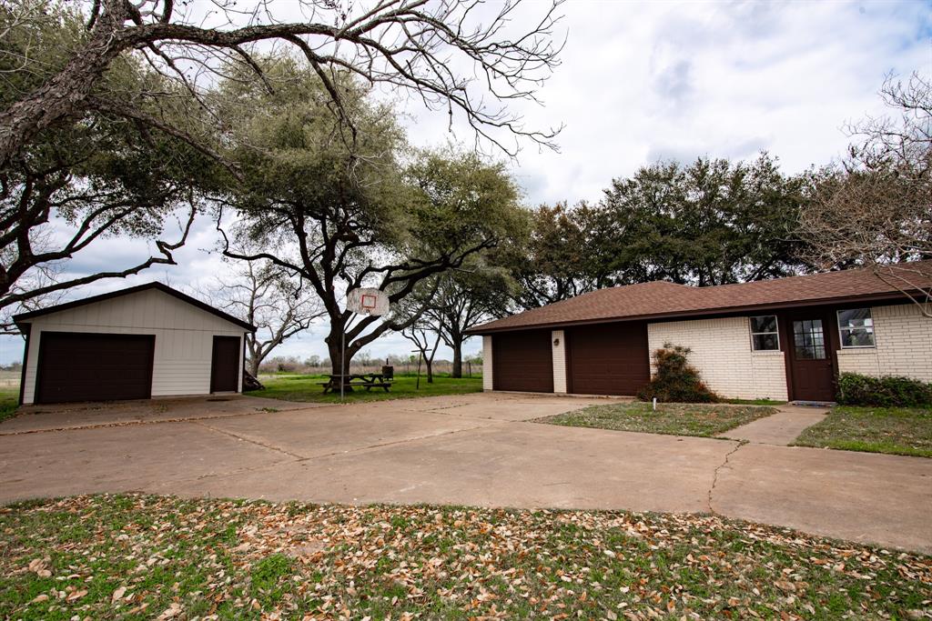 4779 Mixville Road, Sealy, Texas image 35