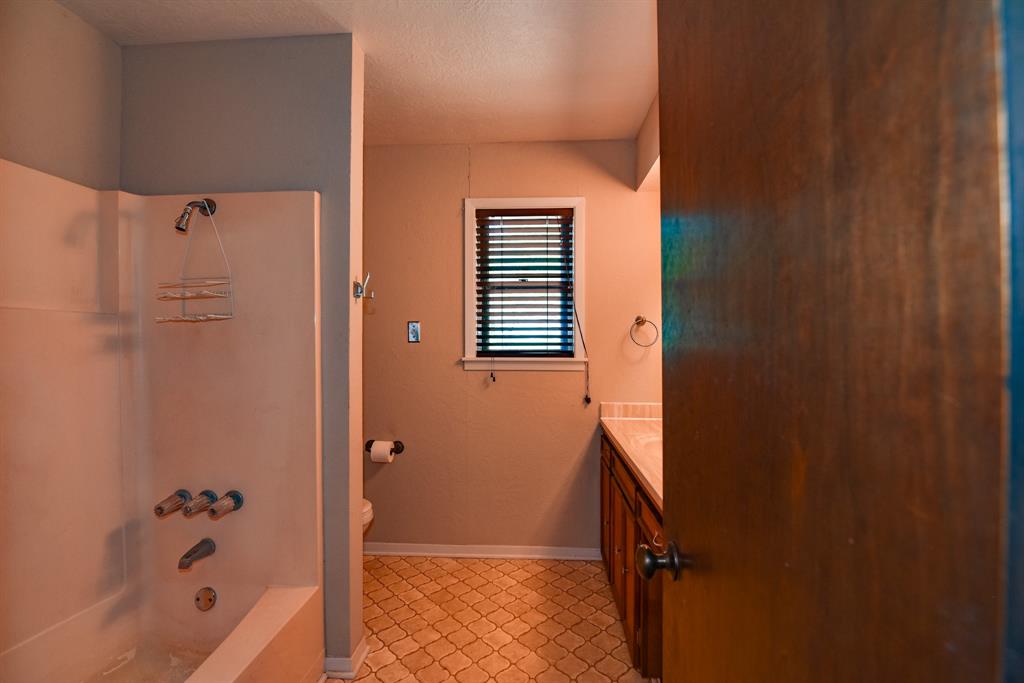 4779 Mixville Road, Sealy, Texas image 30