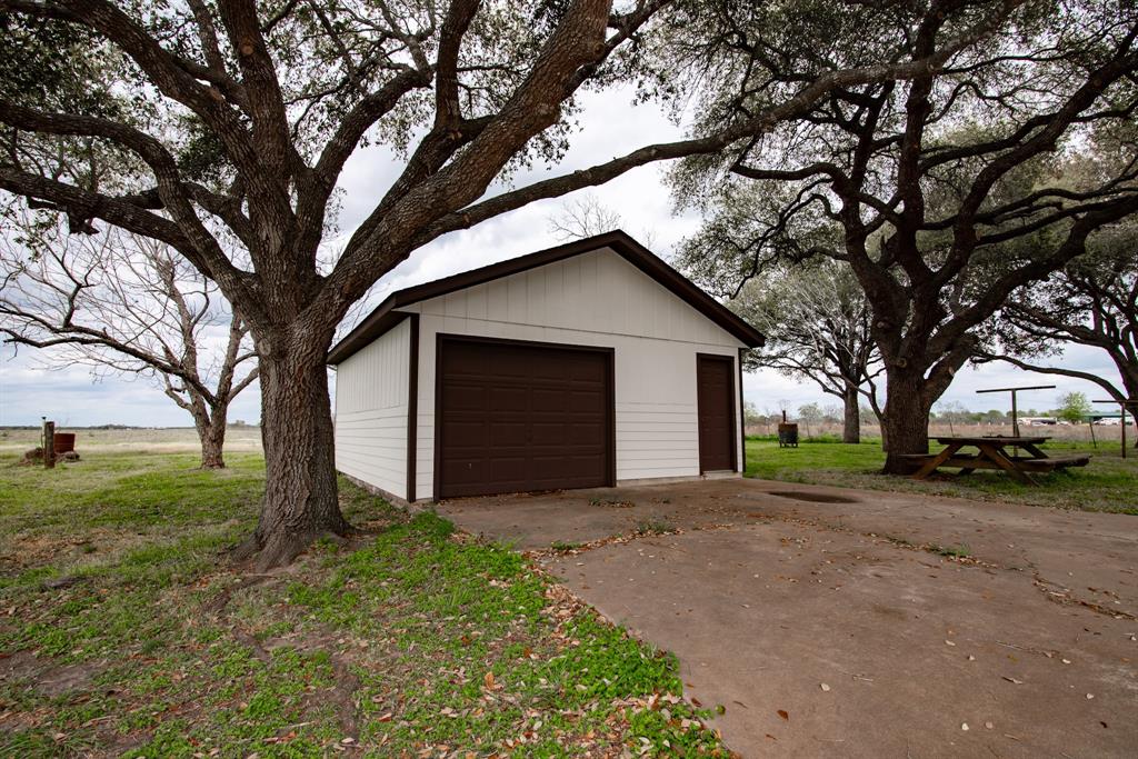 4779 Mixville Road, Sealy, Texas image 36