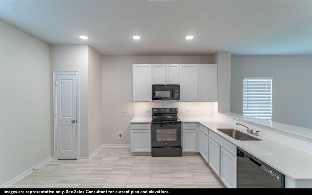 922 Alaska Cedar Drive, Crosby, Texas image 6