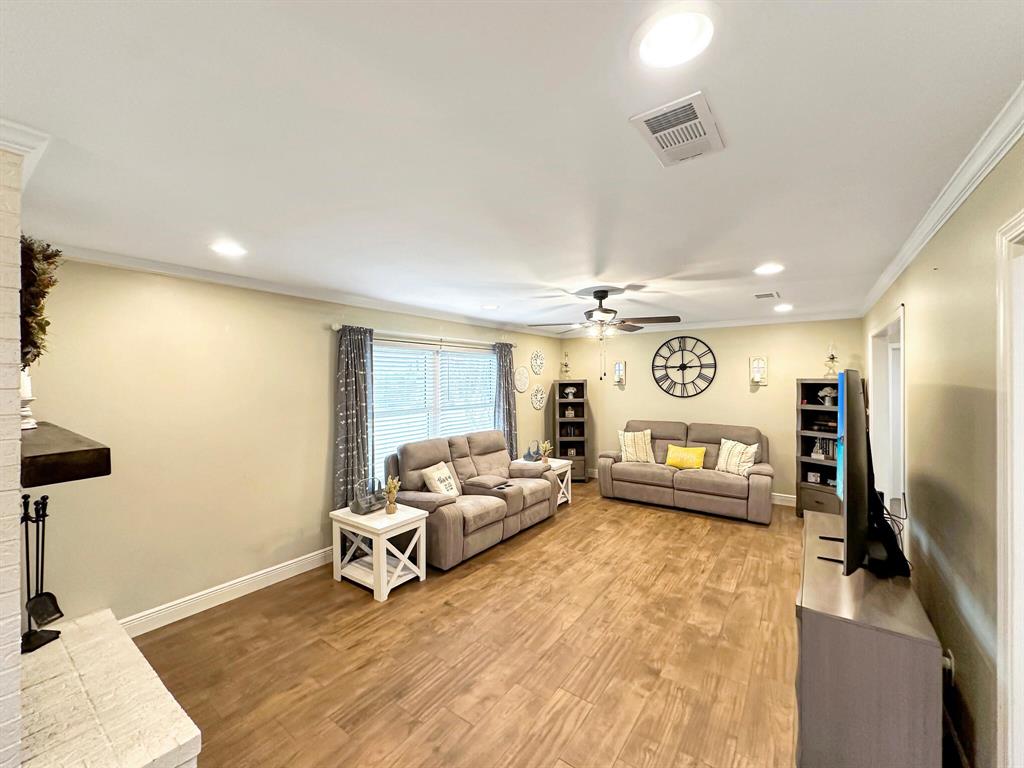 13340 Moss Hill Drive, Beaumont, Texas image 9