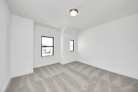listing image 36