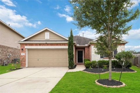 Single Family Residence in Crosby TX 16203 Augusta Oaks Court.jpg