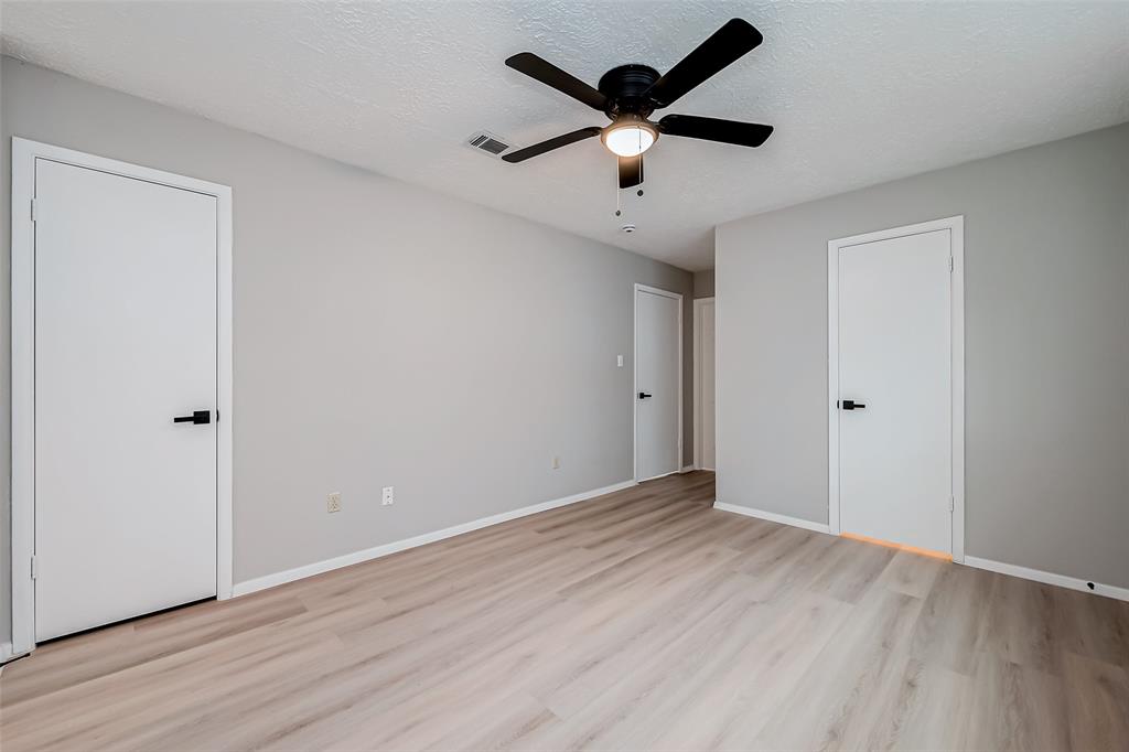 23227 Pine Post Lane, Spring, Texas image 32
