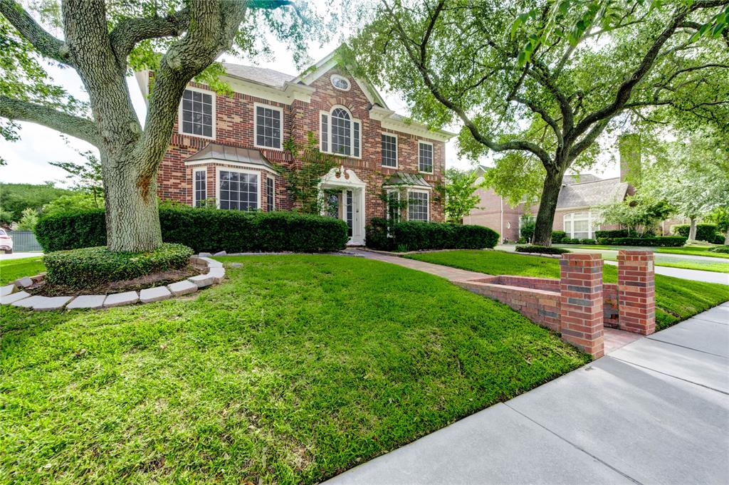 90 Heathrow Lane