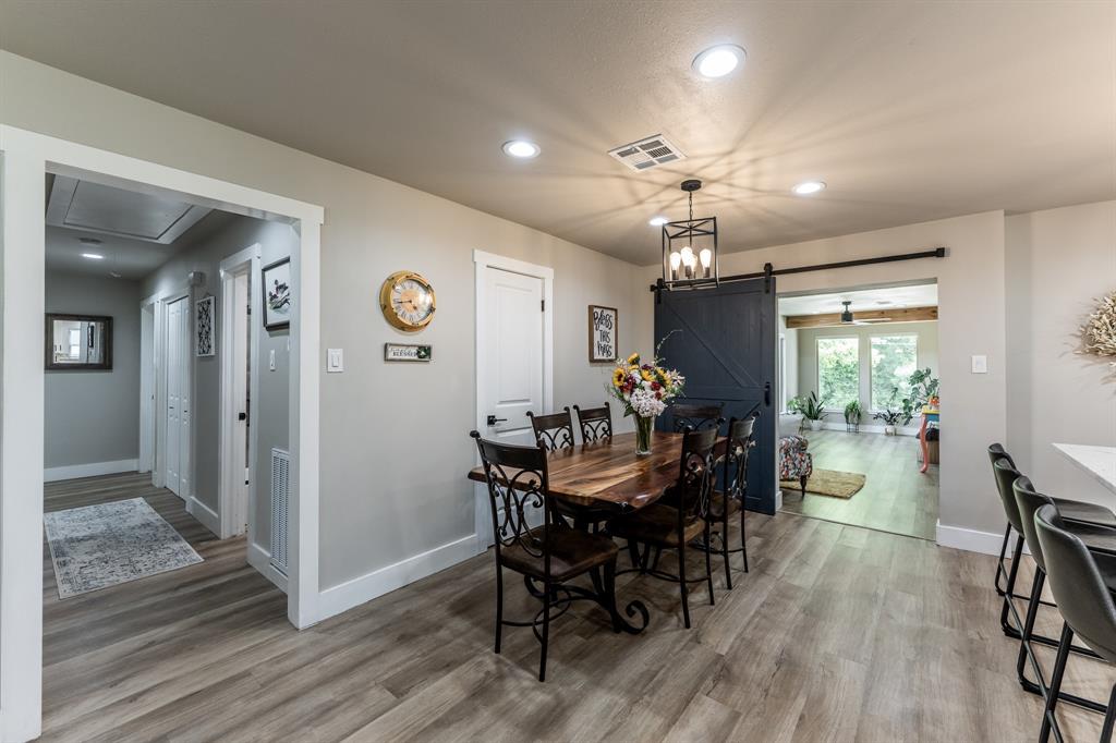 466 Cherry Hills Drive, Huntsville, Texas image 7