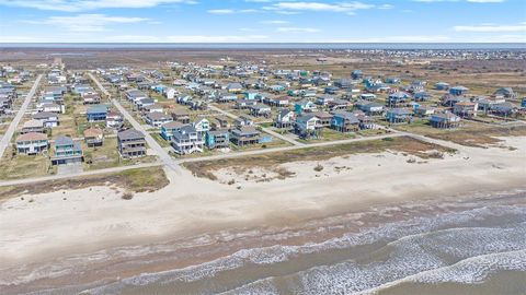 A home in Crystal Beach