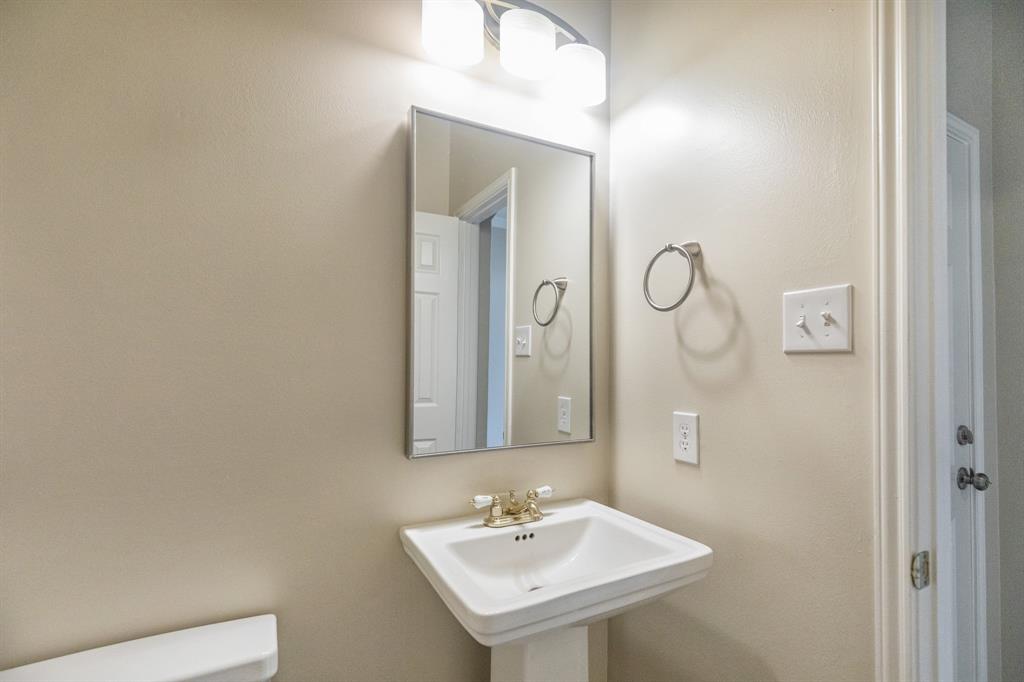 6539 Parkriver Crossing, Sugar Land, Texas image 26