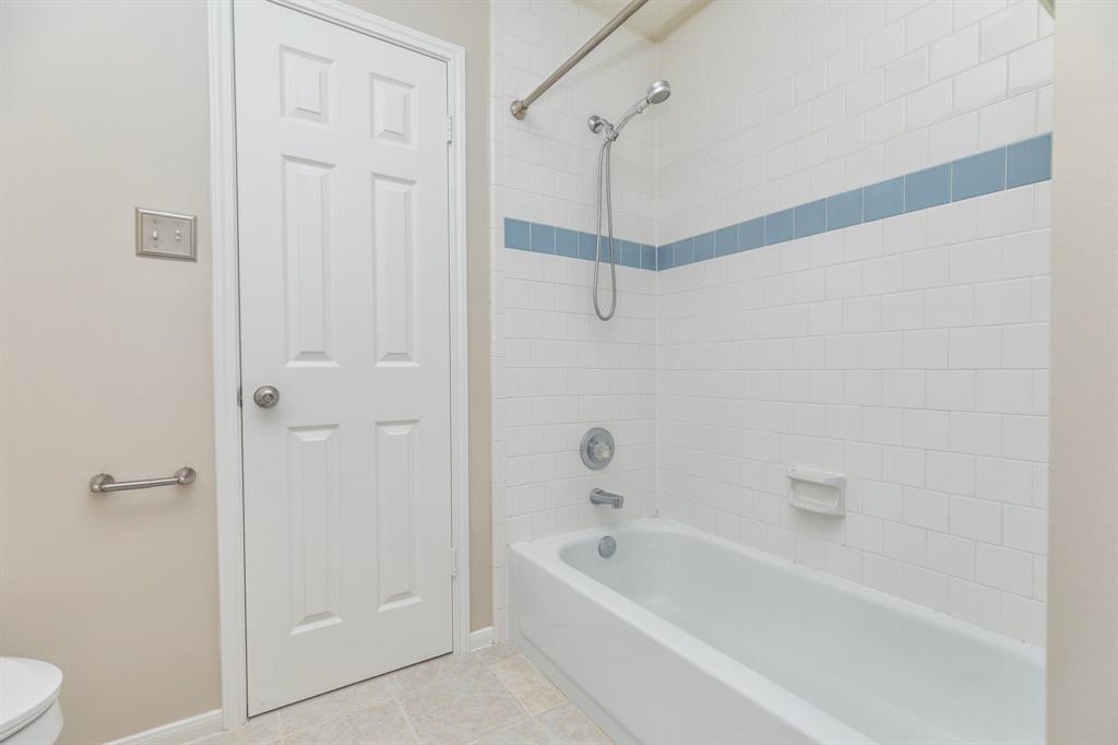 6539 Parkriver Crossing, Sugar Land, Texas image 31