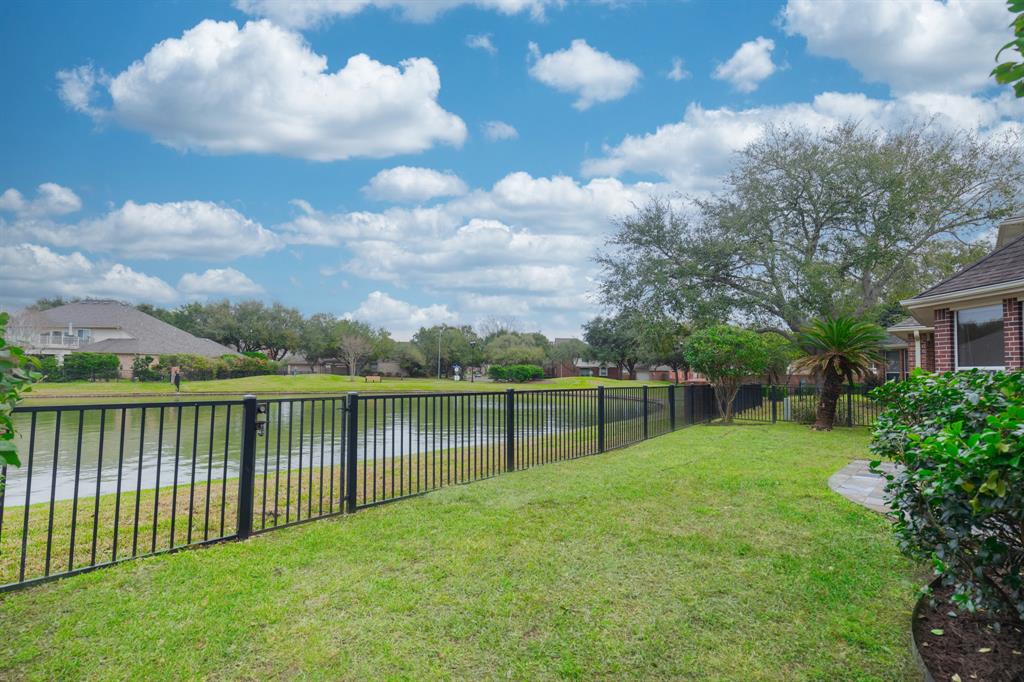 6539 Parkriver Crossing, Sugar Land, Texas image 37