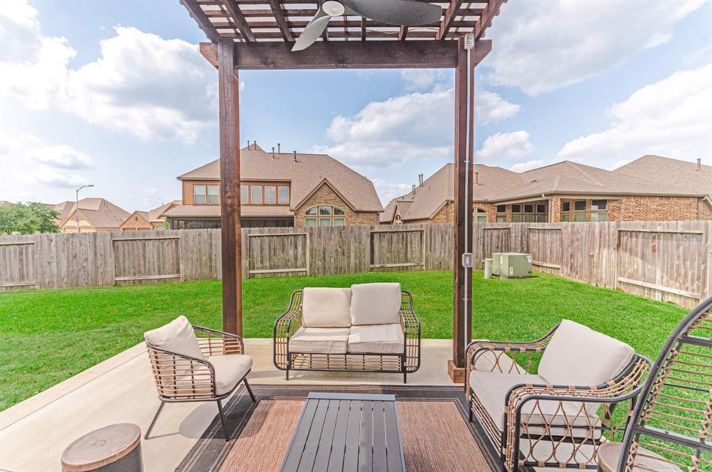 23426 Tirino Shores Drive, Katy, Texas image 38