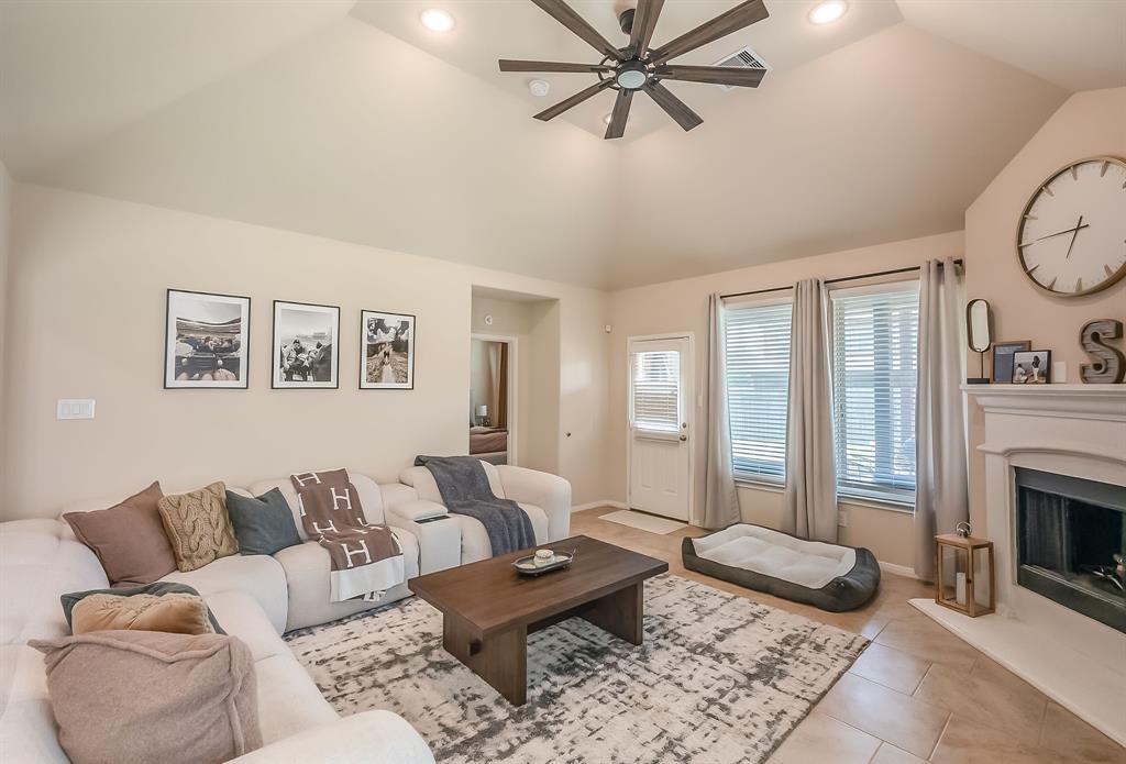23426 Tirino Shores Drive, Katy, Texas image 19