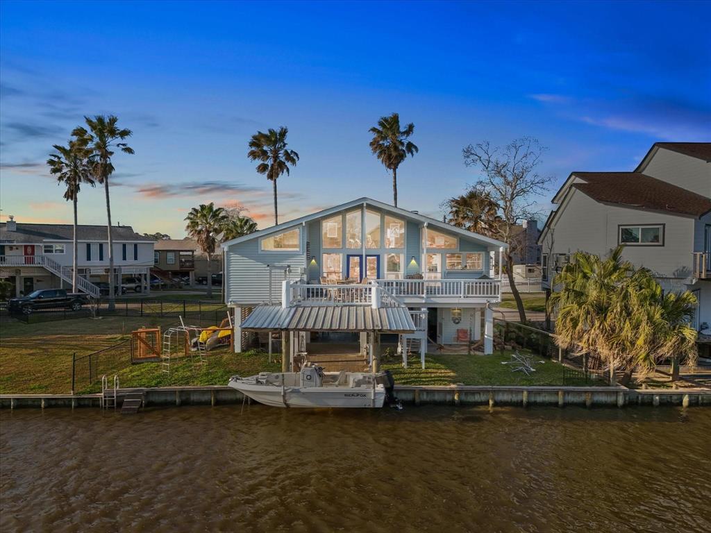 4519 Mariners Mooring Street, Dickinson, Texas image 9