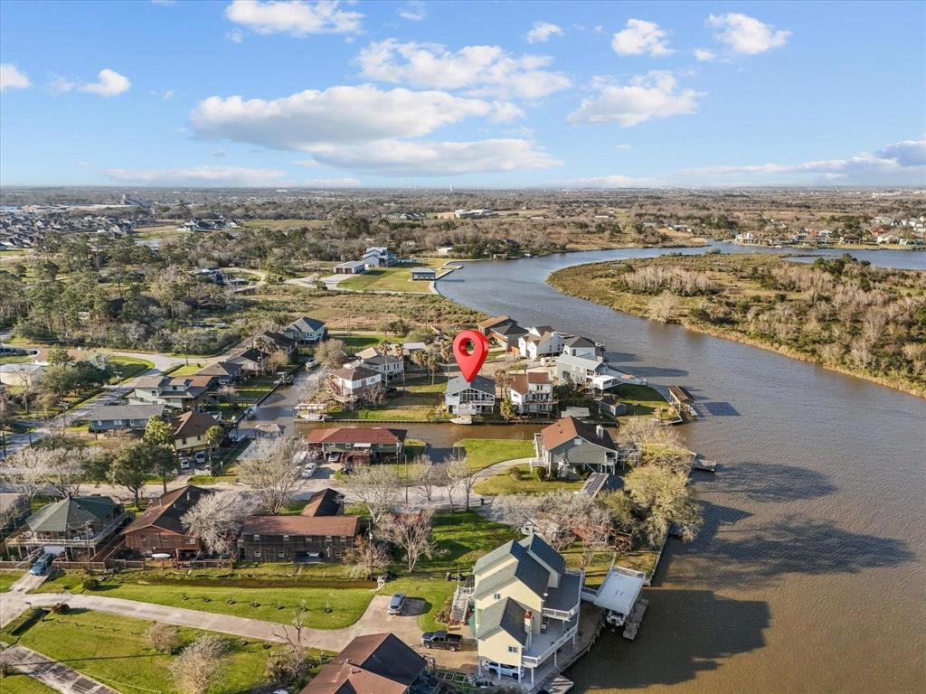 4519 Mariners Mooring Street, Dickinson, Texas image 5