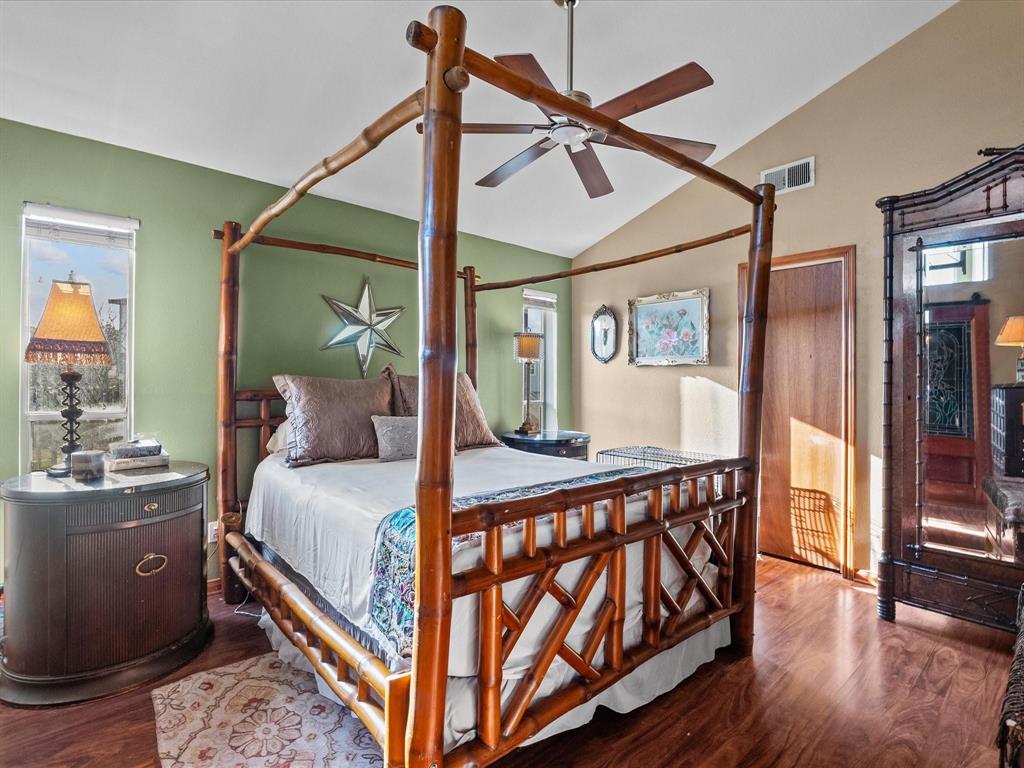 4519 Mariners Mooring Street, Dickinson, Texas image 16